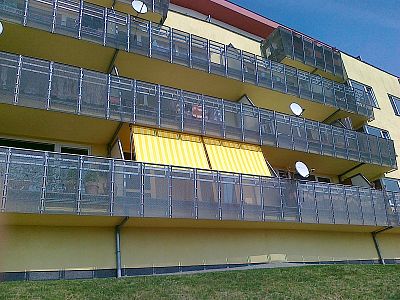 Markýzy na balkon